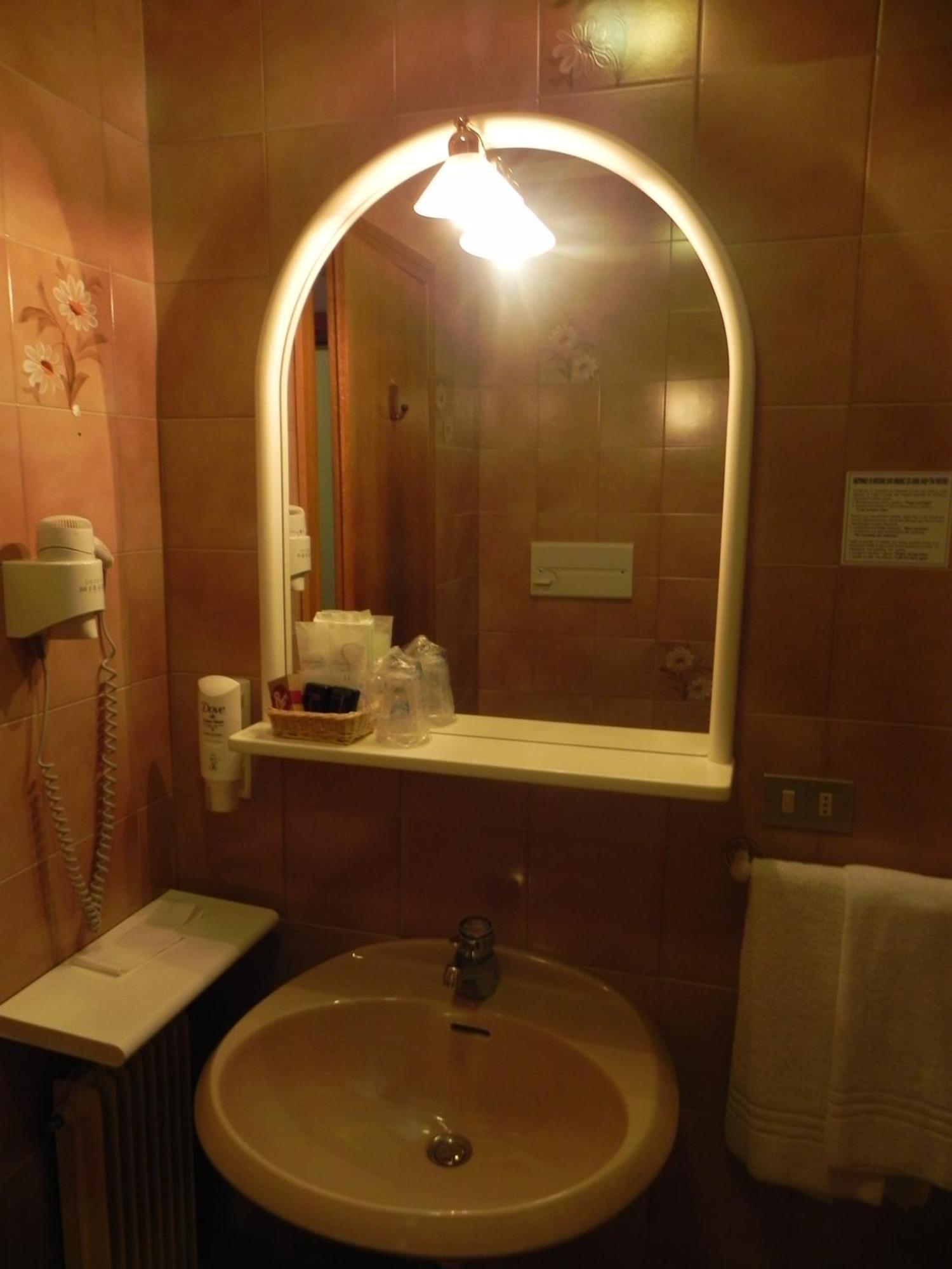 Hotel Italia 까나제이 외부 사진